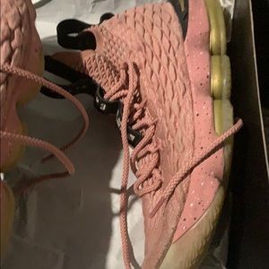 Nike Shoes - Lebron 15 pink used Nike Shoes - Lebron 15 pink used